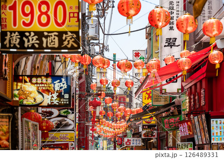 【神奈川県】ゴールデンウィークの横浜中華街（令和7年4月） 126489331