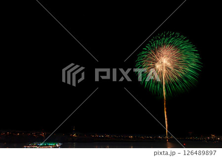 江戸川花火大会　関東 126489897