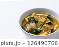 揚げナスの味噌汁 126490766