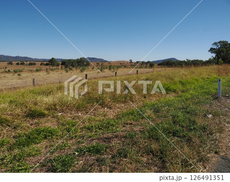 A1 St. Lawrence Rd 沿いの風景　クイーンズランド　オーストラリア 126491351