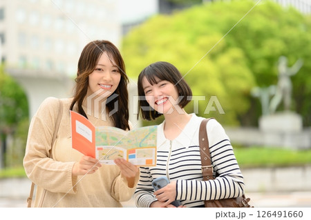 楽しいお出かけ 126491660