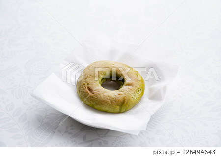 ほうれん草の焼きドーナツ 126494643