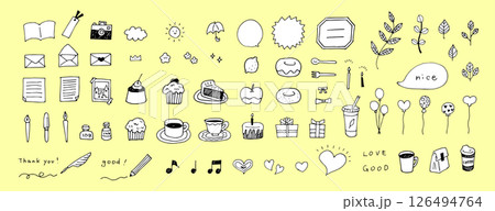 手帳やダイヤリーの為の手書きの装飾イラストセット。カフェのケーキ、マフィン、手紙、メモ、カメラ、イン 126494764
