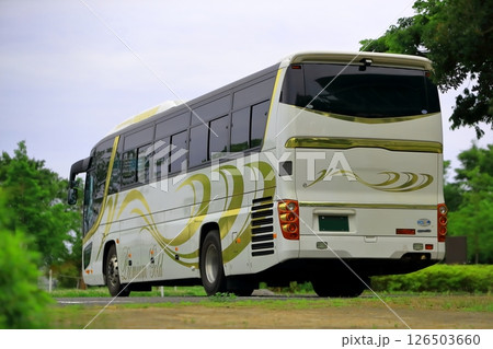 大型観光バス 126503660