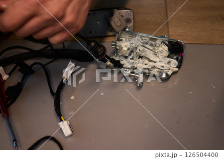 Maintenance of Electronic Devices Utilizing Specialized Cleaning Spray for Optimal Performance 126504400