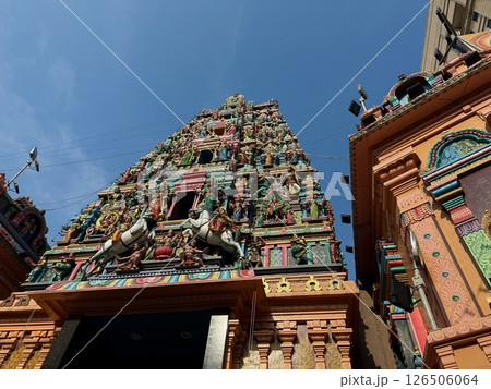チャイナタウンにある装飾がきれいなスリ・マハ・マリアマン寺院 チャイナタウンにある装飾がきれいなスリ・マハ・マリアマン寺院 126506064