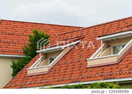 赤い瓦屋根 赤い瓦屋根 126506089