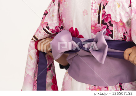 女袴の着付けをする工程 卒業袴 女袴の着付けをする工程 卒業袴 126507152