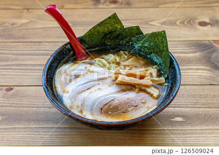 背脂ラーメン 126509024