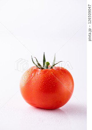 採れたて新鮮なトマト 126509047