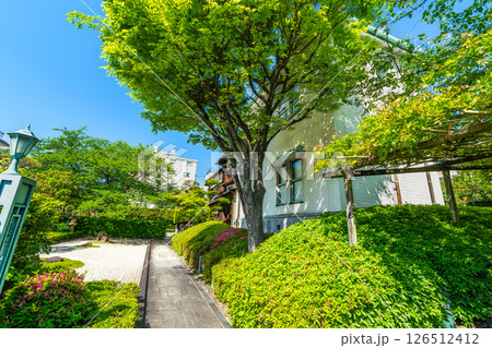 【重要伝統的建造物群保存地区】北野町山本通　初夏の旧大林保吉邸2　兵庫県神戸市中央区 126512412