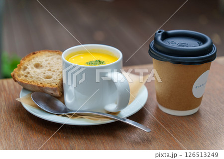 カフェの軽食 カフェの軽食 126513249