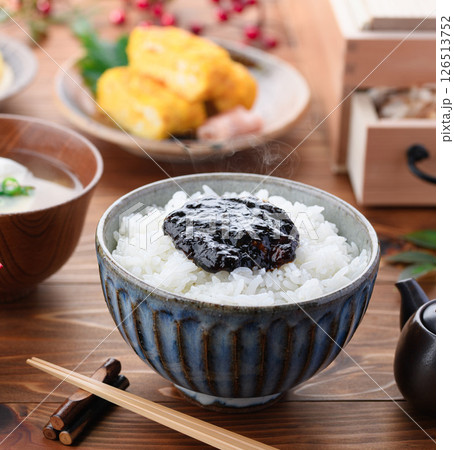 炊きたてご飯と海苔の佃煮 和朝食イメージ 炊きたてご飯と海苔の佃煮 和朝食イメージ 126513752