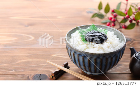 炊きたてご飯と海苔の佃煮 和朝食イメージ 炊きたてご飯と海苔の佃煮 和朝食イメージ 126513777