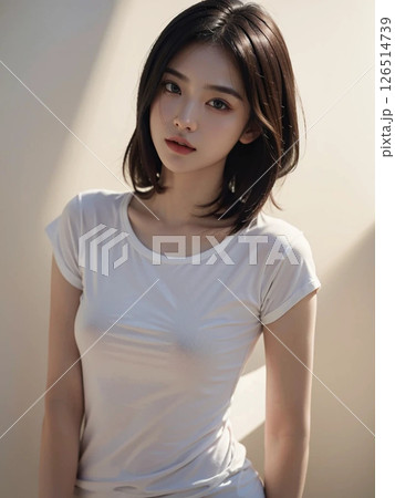 美しい女性のポートレート 126514739