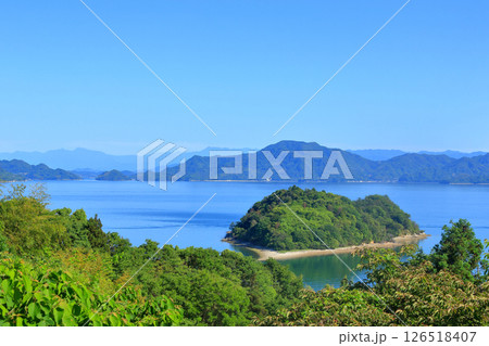 瀬戸内海国立公園の小芝島 (ハート島) 126518407