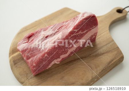 牛バラ肉塊 126518910
