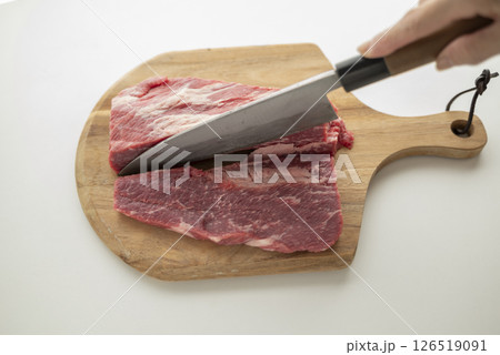 牛ばら肉ブロック切り分け 126519091