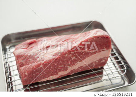 牛ばら肉ブロック 126519211