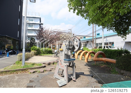 桜の季節の新田緑道(横浜市港北区) 桜の季節の新田緑道(横浜市港北区) 126519275