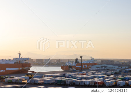 北海道、苫小牧港の景色 北海道、苫小牧港の景色 126524315