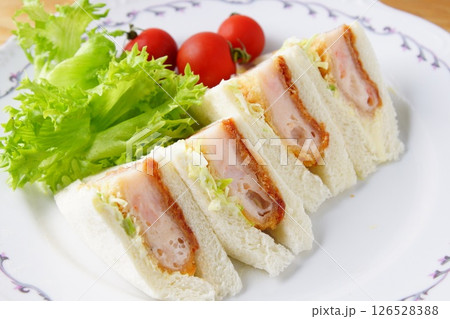 海老カツサンドイッチ 126528388