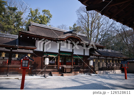 河合神社 束の間の静寂に包まれる幣殿1 河合神社 束の間の静寂に包まれる幣殿1 126528611