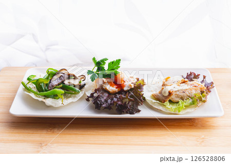 餃子の皮の簡単カナッペ 126528806