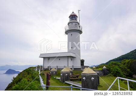 鶴御埼灯台（九州最東端・鶴御崎自然公園） 126528892