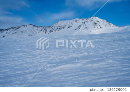 壮大な立山連峰　富山 126529002