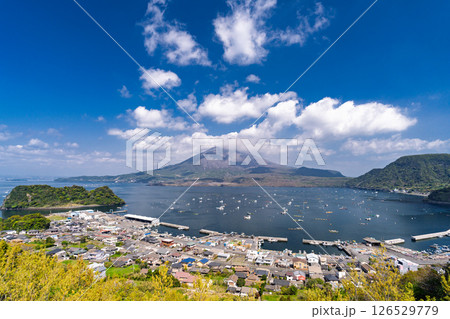 《鹿児島県》桜島の風景・にこ展望台の眺望 126529779