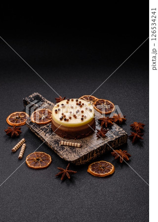 Sweet round tart three chocolates 126534241