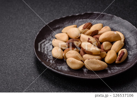 Brazil nut kernels in ceramic bowl Brazil nut kernels in ceramic bowl 126537106