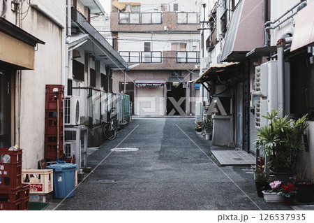 [菅原神社]大阪の下町の風景 126537935