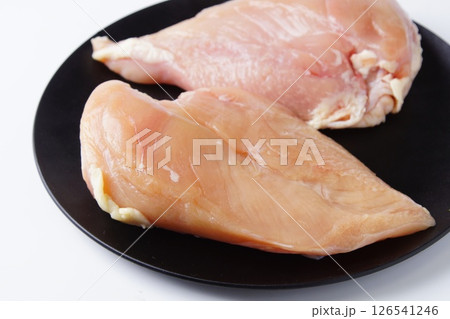 高知県産の鶏むね肉ブロック 126541246