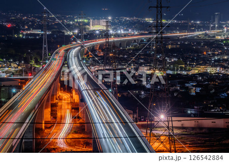 《静岡県》新東名高速道路の夜景 《静岡県》新東名高速道路の夜景 126542884