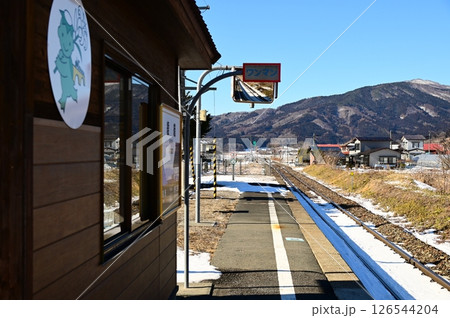 JR釜石線の無人駅 綾織駅 JR釜石線の無人駅 綾織駅 126544204