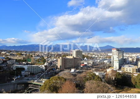 神奈川県・小田原市・小田原城天守閣から眺める小田原市街地 126544858