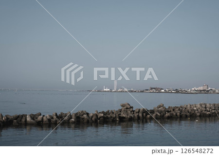 [阪南エリア]ノスタルジックな港町の風景 126548272