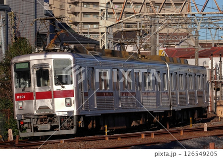 ［TS］東武大師線10000系電車（ワンマン運転：西新井⇔大師前） 126549205