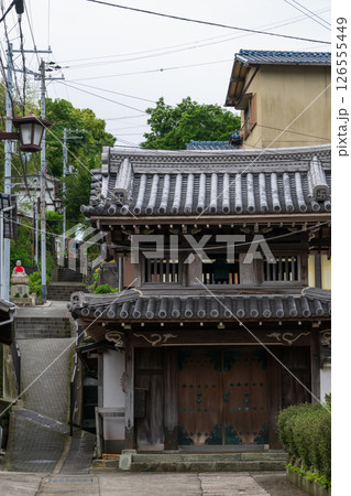 日本の兵庫県たつの市室津の古くてとても美しい建物 日本の兵庫県たつの市室津の古くてとても美しい建物 126555449