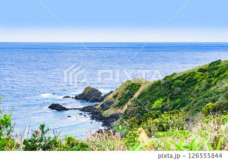 宮古崎 は 大河ドラマ の ロケ地 で 観光名所 【 奄美大島 の 絶景 パノラマ スポット 】 宮古崎 は 大河ドラマ の ロケ地 で 観光名所 【 奄美大島 の 絶景 パノラマ スポット 】 126555844