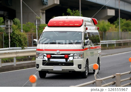 救急車 救急車 126555967