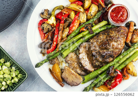 Files of the breast duck grill. 126556062