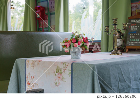 室内 インドア 家の中 126560200