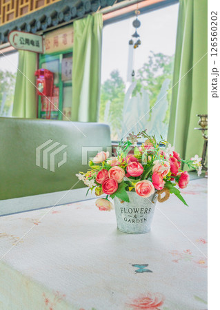 室内 インドア 家の中 126560202