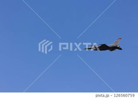 F-16  ファイティング・ファルコン 訓練飛行 126560759
