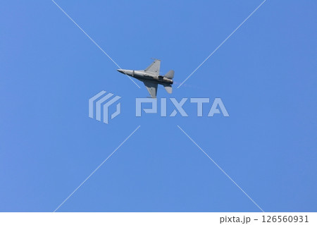 F-16  ファイティング・ファルコン 訓練飛行 126560931