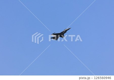 F-16  ファイティング・ファルコン 訓練飛行 126560946