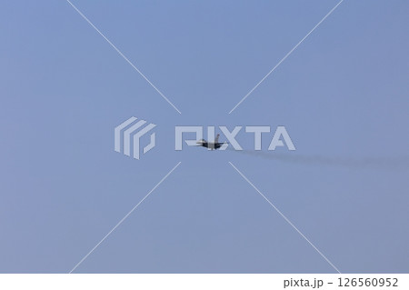 F-16 ファイティング・ファルコン 訓練飛行 F-16 ファイティング・ファルコン 訓練飛行 126560952